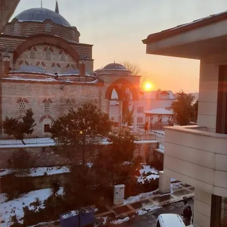 Bogaz Yali Dairesi * Istanboel