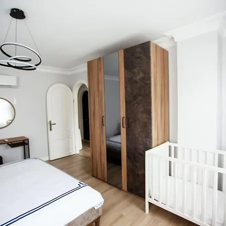 Top Rated! Bosphorus View 4Br Sleeps 9 * Istanbul