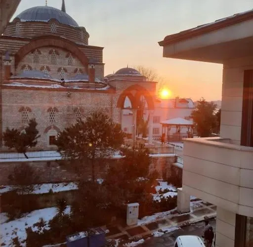 Bogaz Yali Dairesi * Istanbul