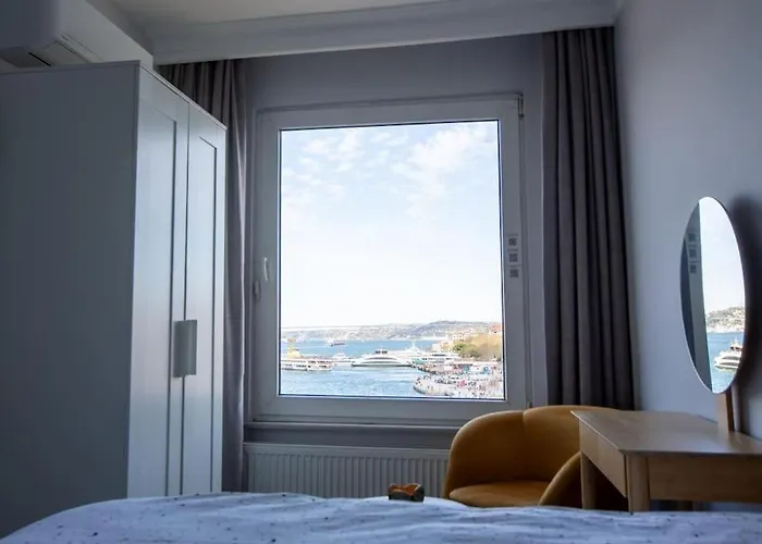 Bogaz Yali Dairesi Istanbul