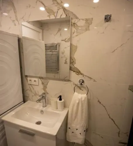 Bogaz Yali Dairesi Istanbul